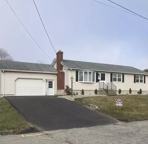 286 Szetela Dr, Chicopee, MA 01013