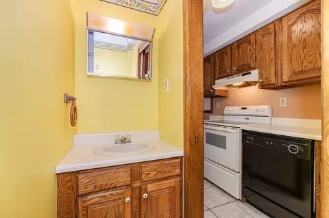 178 Lowell St #4, Reading, MA 01867 photo 27