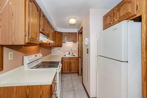 178 Lowell St #4, Reading, MA 01867 photo 7