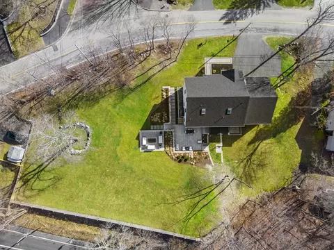 View/Area - 460 Pearl St, Reading, MA 01867 photo 2 of 2