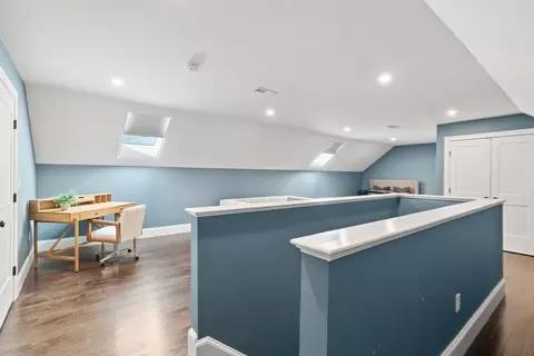 Entry Way - 460 Pearl St, Reading, MA 01867 photo 4 of 5