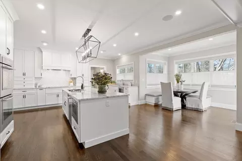 Kitchen - 460 Pearl St, Reading, MA 01867 photo 4 of 5