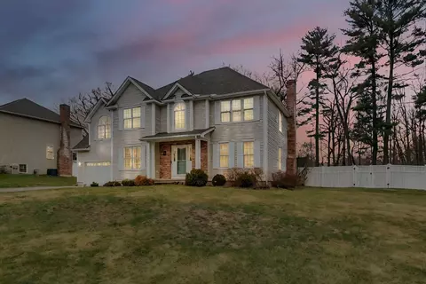 100 Rachael Ter, Westfield, MA 01085