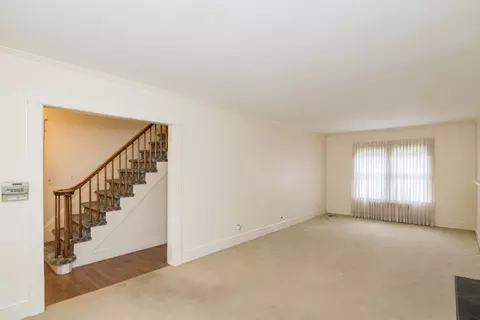 770 Dickinson St, Springfield, MA 01108 photo 11