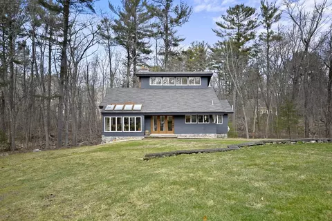 11 Caroline Rd, North Reading, MA 01864
