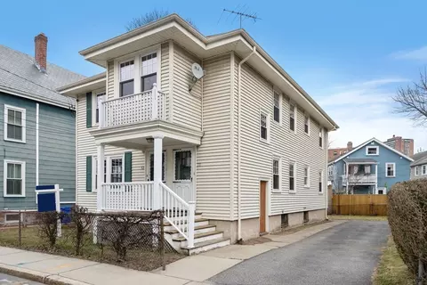 11-13 Henry St, Brookline, MA 02445