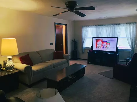 Living - 196 Pondview Dr, Chicopee, MA 01020 photo 3 of 3