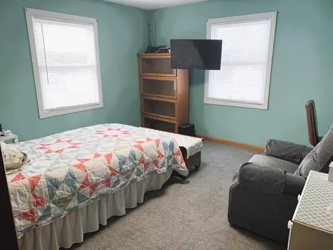 Bedroom - 196 Pondview Dr, Chicopee, MA 01020 photo 1 of 4