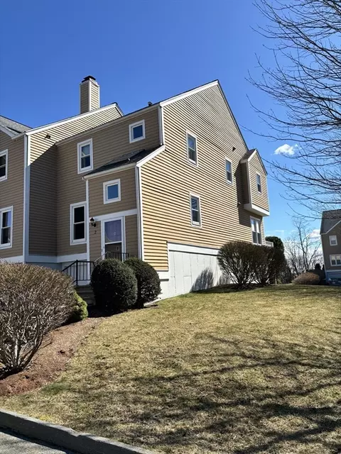 2 Camelot Dr #2, Worcester, MA 01602
