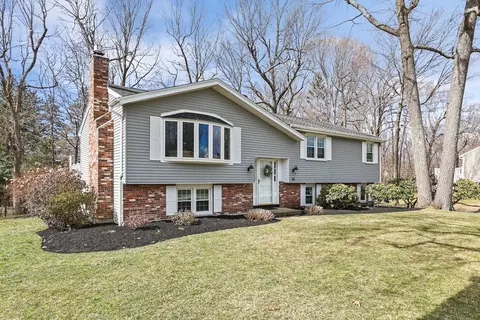 45 Woodhaven Rd, Holden, MA 01520