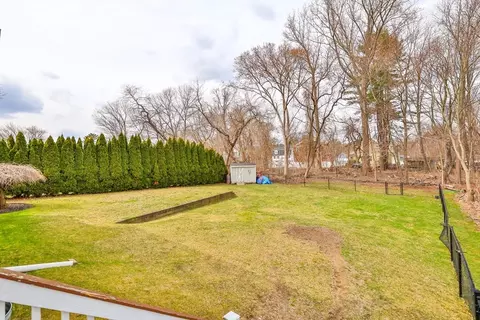 Exterior - 12 Post Rd, Billerica, MA 01862 photo 3 of 4