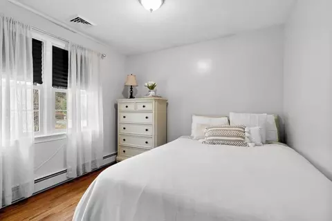 Bedroom - 11 Stuart Rd, Sterling, MA 01564 photo 4 of 4