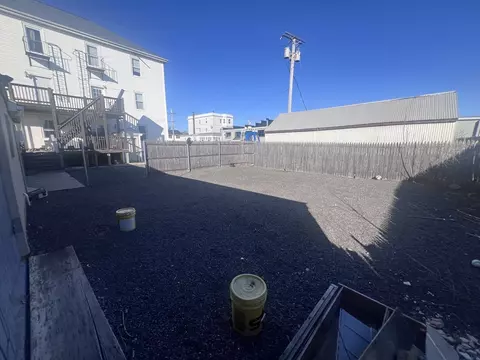 340 Vale St, Fall River, MA 02724 photo 5