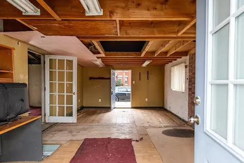 340 Vale St, Fall River, MA 02724 photo 7