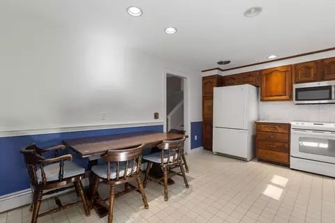 Dining - 31 Circle Dr, Weston, MA 02493 photo 3 of 3