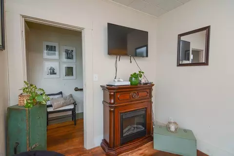 72 West St, Ware, MA 01082 photo 15