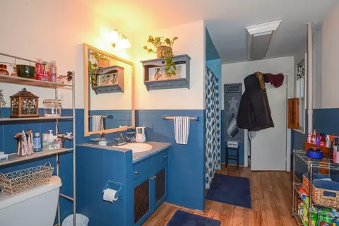 72 West St, Ware, MA 01082 photo 33