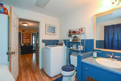 72 West St, Ware, MA 01082 photo 32