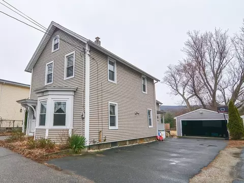 72 West St, Ware, MA 01082 photo 38