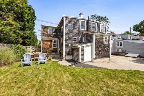 17 Pleasant St, Hingham, MA 02043 photo 41