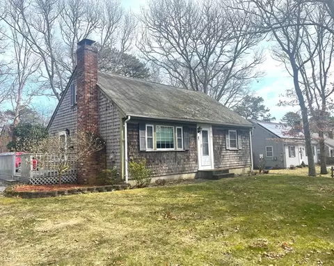 610 W Yarmouth, Yarmouth, MA 02673
