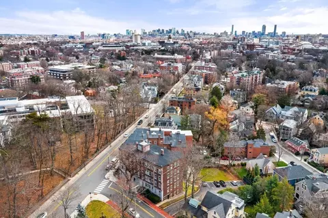 86 Buckingham St #4, Cambridge, MA 02138