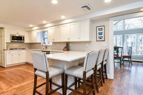 9 Saddle Ridge Rd, Dover, MA 02030 photo 3