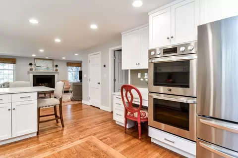 9 Saddle Ridge Rd, Dover, MA 02030 photo 4