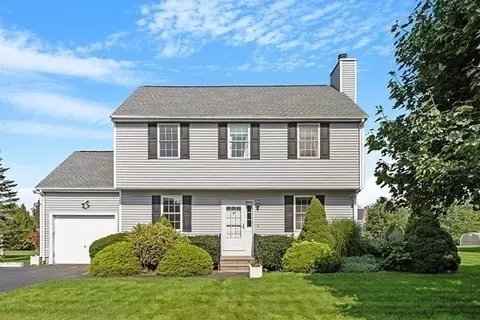 8 Mallard Cir, Shrewsbury, MA 01545