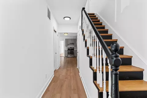 Entry Way - 140 Irving St, Everett, MA 02149 photo 1 of 4