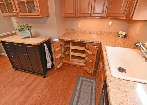 81 Great Hill Rd, Wareham, MA 02576 photo 9