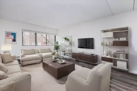 10 Norman St #105, Salem, MA 01970