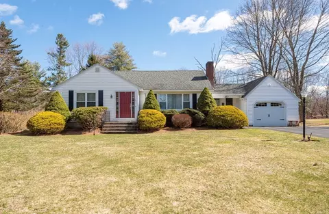 63 Fiske St, Tewksbury, MA 01876