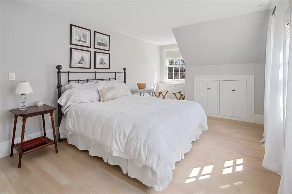 Bedroom - 65 Cottage St, Hingham, MA 02043 photo 2 of 2