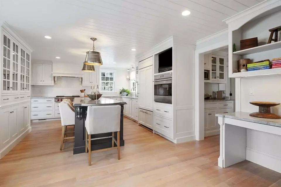 Kitchen - 65 Cottage St, Hingham, MA 02043 photo 5 of 8