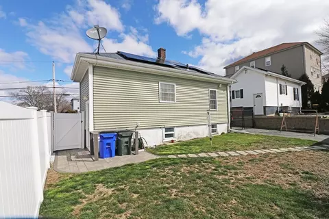 175 Sprague St, Fall River, MA 02724 photo 7