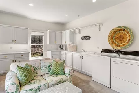 23 Sutton Pl, Weston, MA 02493 photo 13
