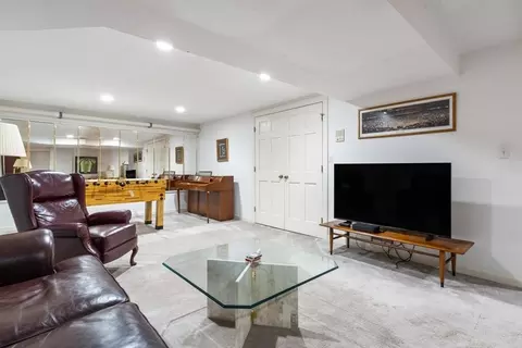 23 Sutton Pl, Weston, MA 02493 photo 31