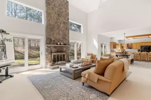 23 Sutton Pl, Weston, MA 02493 photo 7