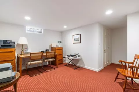 23 Sutton Pl, Weston, MA 02493 photo 32
