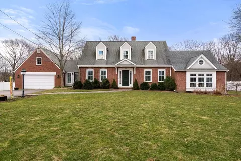 302 High St, Westwood, MA 02090