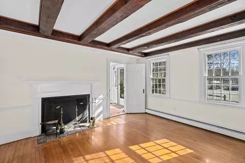 6 Monument Cir, Hingham, MA 02043 photo 7