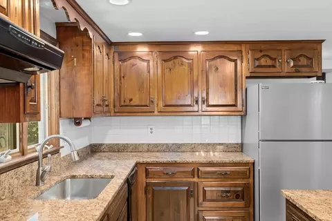6 Monument Cir, Hingham, MA 02043 photo 18