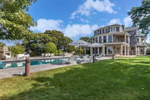 178 180 Scraggy Neck Rd, North Falmouth, MA 02556