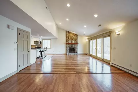 19 Shoreline Dr, Ware, MA 01082 photo 10