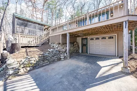 19 Shoreline Dr, Ware, MA 01082 photo 2