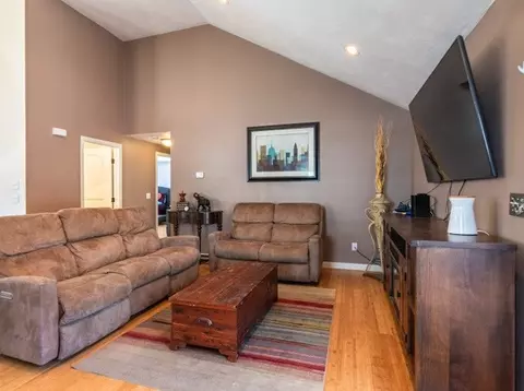 67 Garrison Ave, Worcester, MA 01606 photo 6