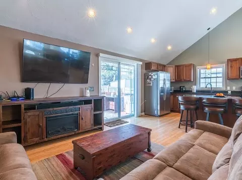 67 Garrison Ave, Worcester, MA 01606 photo 4
