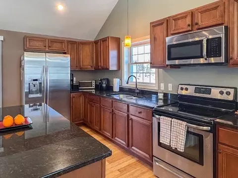 67 Garrison Ave, Worcester, MA 01606 photo 9