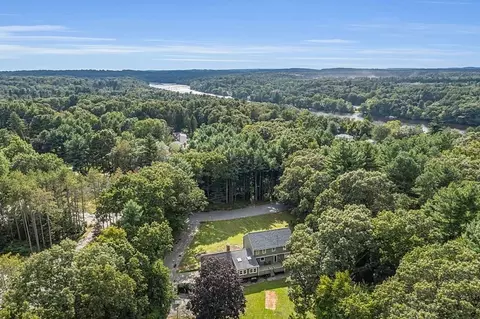 View/Area - 15 Launching Rd, Andover, MA 01810 photo 2 of 4